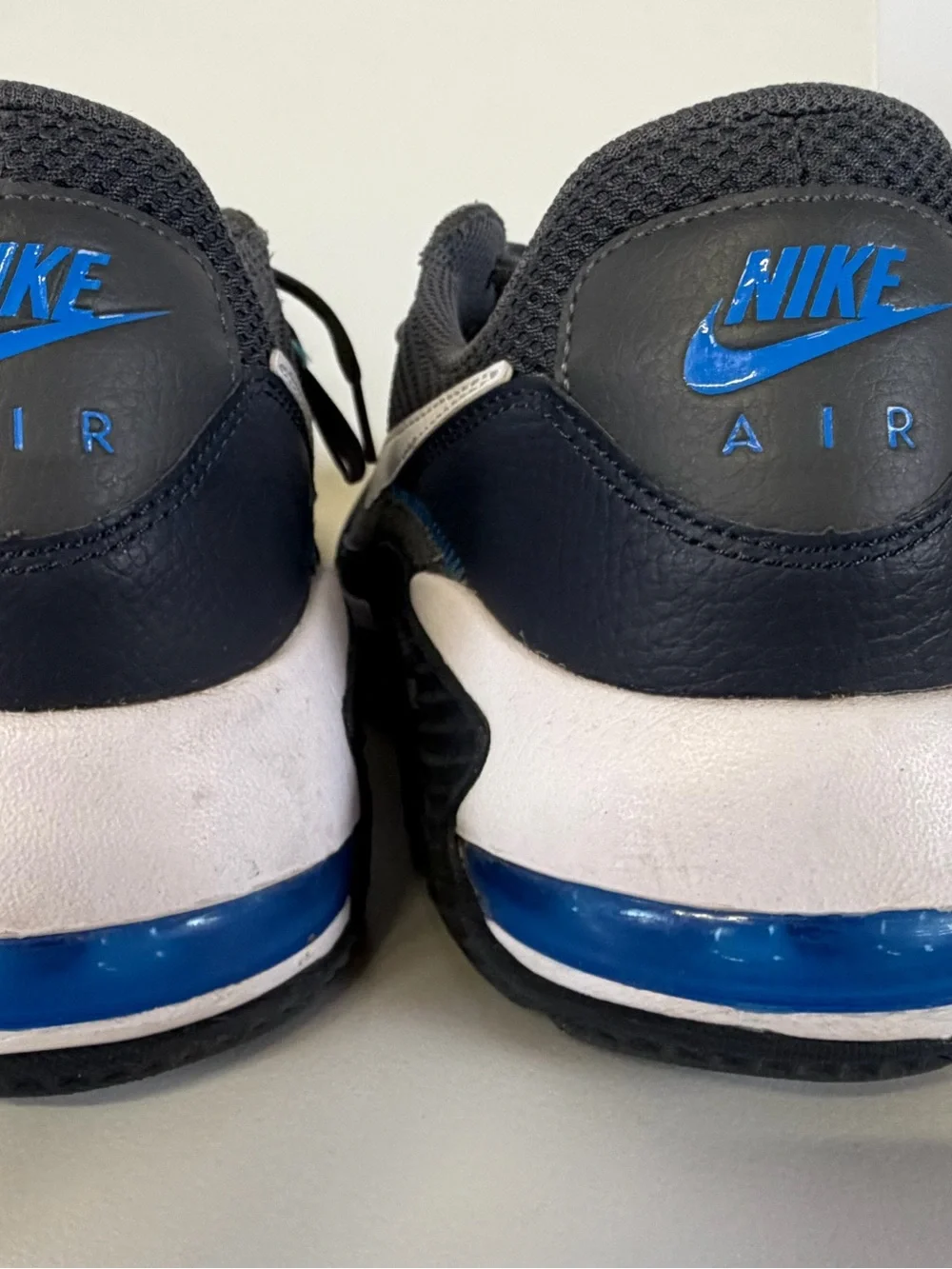 Nike Air Max Excee size 11 like new